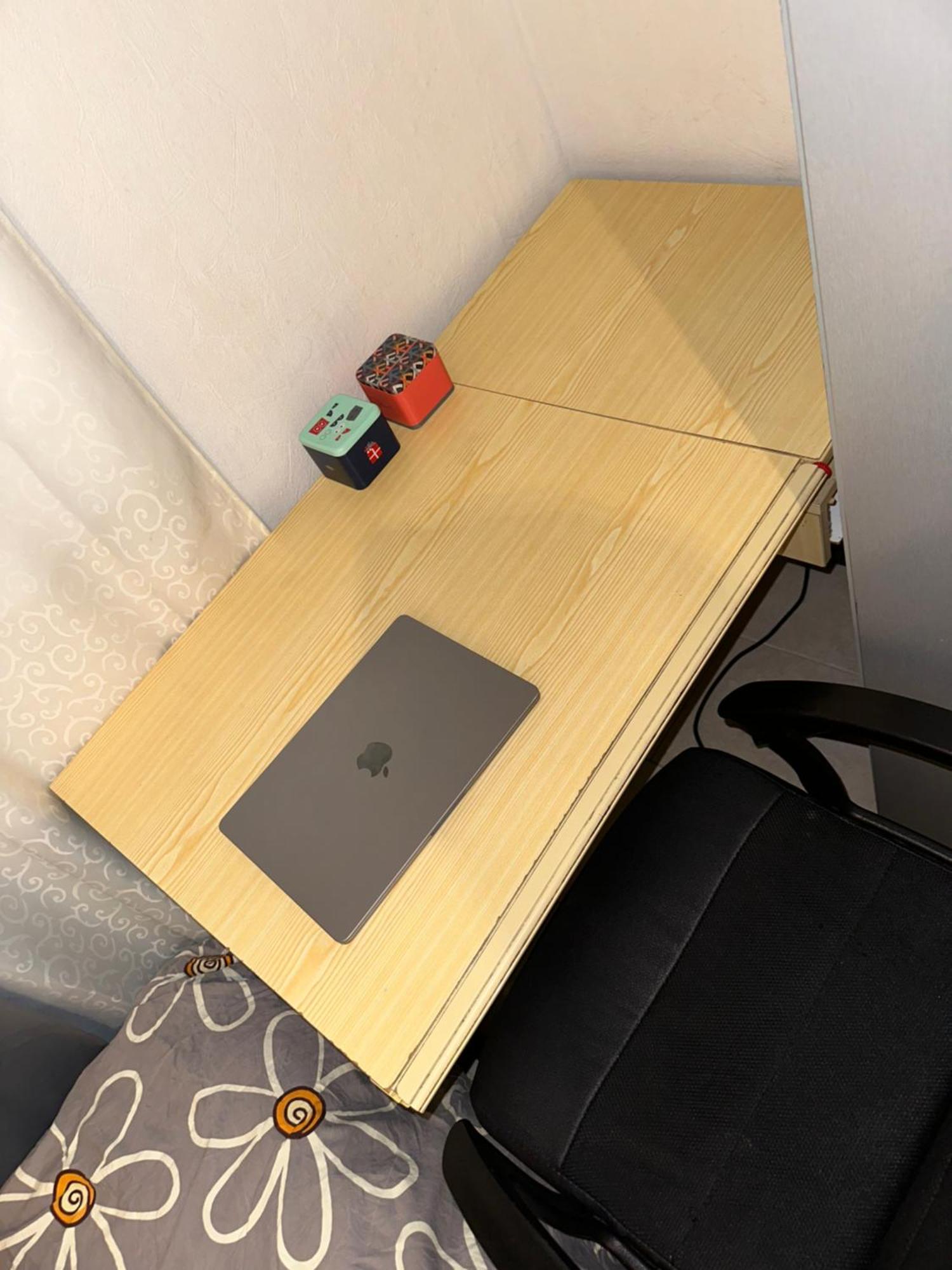 Schoenes Zimmer In Bahnhofsnaehe In Einer Wohnung Mit Grosser Terrasse Gießen Exterior foto